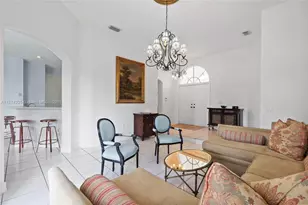 7841 NW 169th Terrace, Miami Lakes, FL 33016 - Photo 11