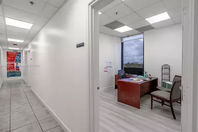 12550 Biscayne Blvd #500, North Miami, FL 33181 - Photo 17