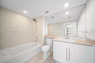 335 S Biscayne Blvd, Miami, FL 33131 - Photo 13