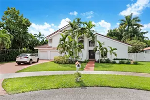 2380 NE 214th St, Miami, FL 33180 - Photo 1