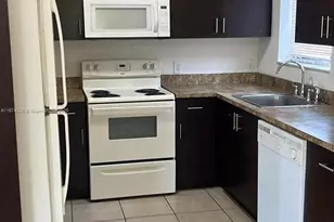 1642 NW 14th St, Fort Lauderdale, FL 33311 - Photo 1