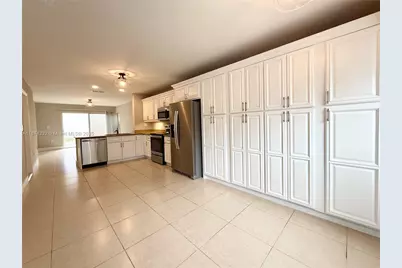 1140 Oysterwood St, Hollywood, FL 33019 - Photo 15