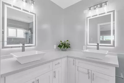 24401 SW 123rd Ave, Homestead, FL 33032 - Photo 9