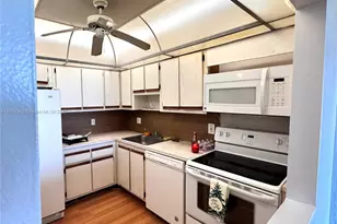13499 Biscayne Blvd, North Miami, FL 33181 - Photo 15