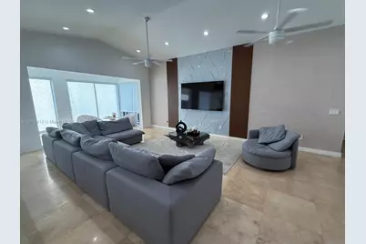 350 NW 124th Ave, Miami, FL 33182 - Photo 13