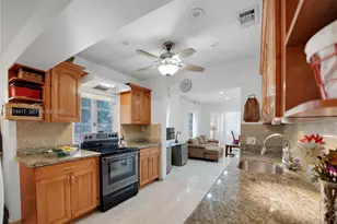 1260 NE 135th St, North Miami, FL 33161 - Photo 21