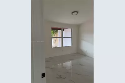 20819 NW 41st Ave Rd, Miami Gardens, FL 33055 - Photo 9