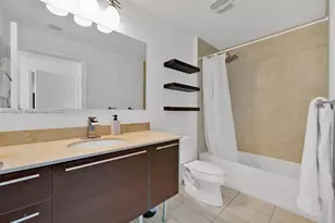 1900 N Bayshore Dr, Miami, FL 33132 - Photo 7