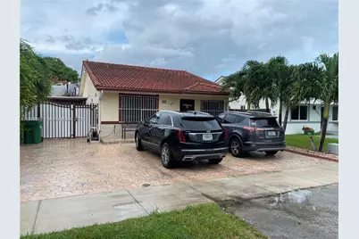 9075 NW 117th Ter #9075, Hialeah Gardens, FL 33018 - Photo 1