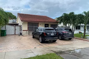9075 NW 117th Terrace, Hialeah Gardens, FL 33018 - Photo 1