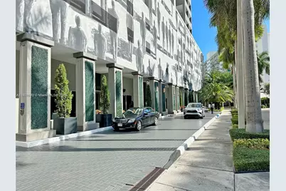 185 SE 14th Ter #1503, Miami, FL 33131 - Photo 3