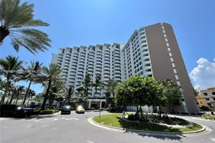 2899 Collins Ave, Miami Beach, FL 33140 - Photo 1