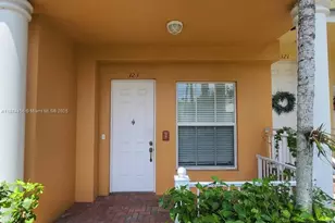 323 SW 13th Terrace, Fort Lauderdale, FL 33312 - Photo 1