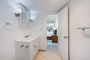 100 Golden Isles Dr, Hallandale Beach, FL 33009 - Photo 19