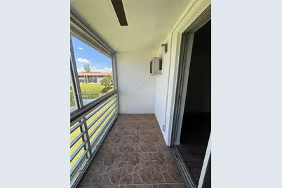 [Address not provided], West Palm Beach, FL 33417 - Photo 5