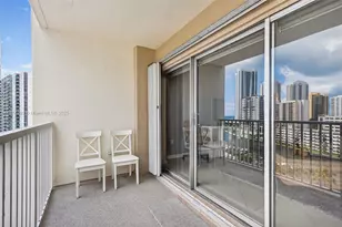 300 Bayview Dr, Sunny Isles Beach, FL 33160 - Photo 31