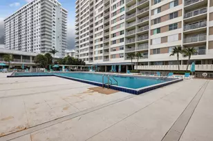 300 Bayview Dr, Sunny Isles Beach, FL 33160 - Photo 35