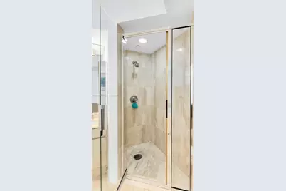 18671 Collins Ave #604, Sunny Isles Beach, FL 33160 - Photo 19