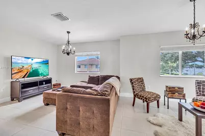 7400 Palomino Dr #522-5, Davie, FL 33024 - Photo 11