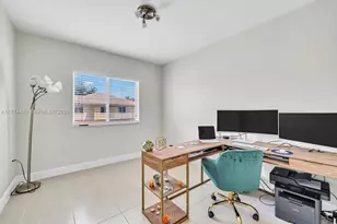 7400 Palomino Dr, Davie, FL 33024 - Photo 13