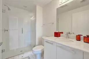 601 NE 36th St, Miami, FL 33137 - Photo 35