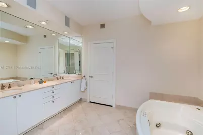 785 Crandon Blvd #603, Key Biscayne, FL 33149 - Photo 17