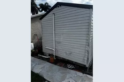 5860 NW 193rd St, Hialeah, FL 33015 - Photo 13