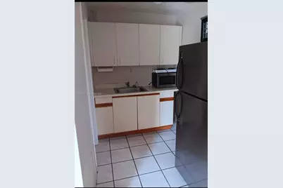 9360 SW 37th St, Miami, FL 33165 - Photo 13
