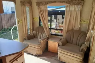 9360 SW 37th St, Miami, FL 33165 - Photo 19