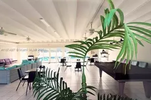 3923 NE 166th St, North Miami Beach, FL 33160 - Photo 15