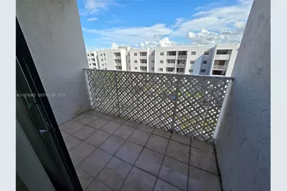 8185 NW 7th St #506, Miami, FL 33126 - Photo 13