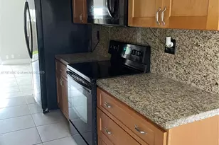 8203 NW 9th Ct, Plantation, FL 33324 - Photo 17