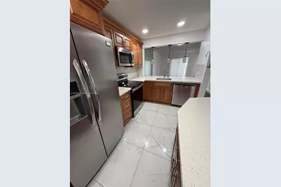 862 NE 209th St #106-39, Miami, FL 33179 - Photo 1