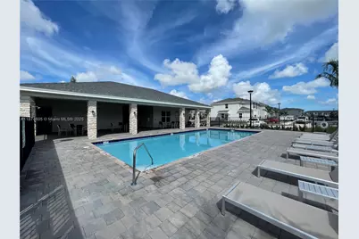 793 SE 19th St, Homestead, FL 33034 - Photo 5