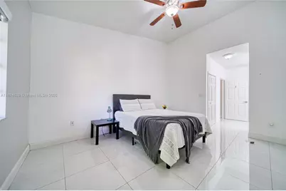3243 NE 11th Dr #3243, Homestead, FL 33033 - Photo 17