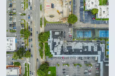 9606 SW 72nd St, Miami, FL 33173 - Photo 43