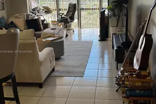 [Address not provided], Hallandale Beach, FL 33009 - Photo 11