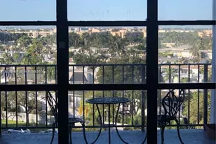 [Address not provided], Hallandale Beach, FL 33009 - Photo 9