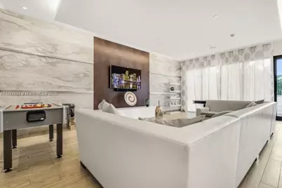 999 SW 1st Ave #1903, Miami, FL 33130 - Photo 15