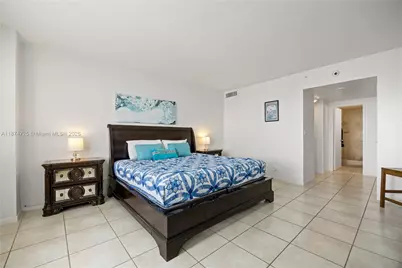 5601 Collins Ave #410, Miami Beach, FL 33140 - Photo 31