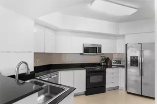 16699 Collins Ave, Sunny Isles Beach, FL 33160 - Photo 15