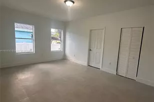 2541 NW 9th St, Fort Lauderdale, FL 33311 - Photo 9