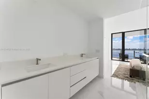 700 NE 24th St, Miami, FL 33137 - Photo 11