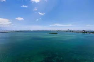 700 NE 24th St, Miami, FL 33137 - Photo 11