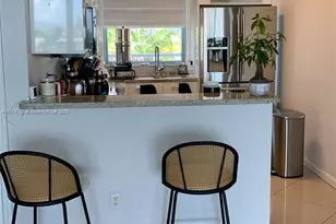 601 NE 36th St, Miami, FL 33137 - Photo 21