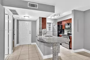 2890 N Oakland Forest Dr, Oakland Park, FL 33309 - Photo 3