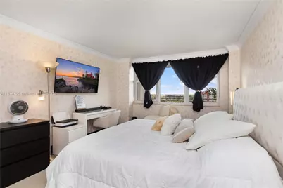 3180 S Ocean Dr #1517, Hallandale Beach, FL 33009 - Photo 21