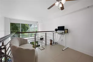 41 SE 5th St, Miami, FL 33131 - Photo 15