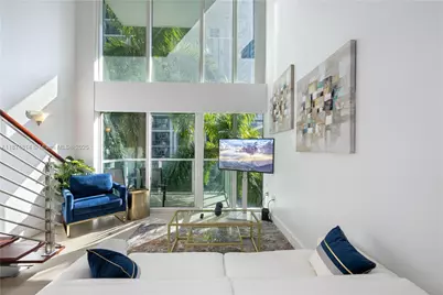 41 SE 5th St #312, Miami, FL 33131 - Photo 1