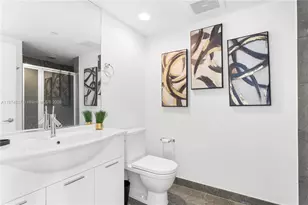 465 Brickell Ave, Miami, FL 33131 - Photo 17